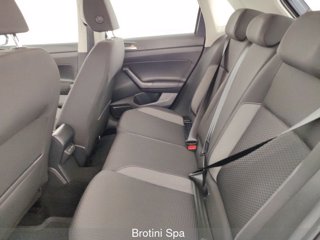 VOLKSWAGEN Polo 1.0 TSI Life 9