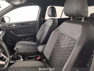 VOLKSWAGEN T-Roc 1.0 TSI R-Line 8