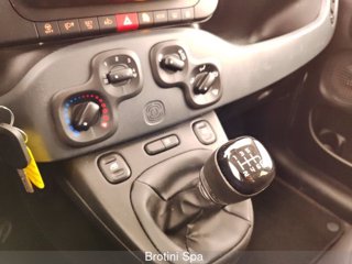 FIAT Panda 1.0 FireFly S&S Hybrid City Cross 10