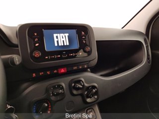 FIAT Panda 1.0 FireFly S&S Hybrid City Cross 11
