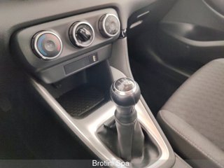 TOYOTA Yaris 1.0 5 porte Active 10