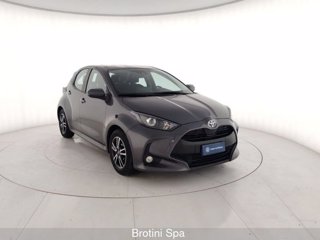 TOYOTA Yaris 1.0 5 porte Active 3