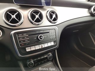 MERCEDES GLA 180 Automatic Sport 10