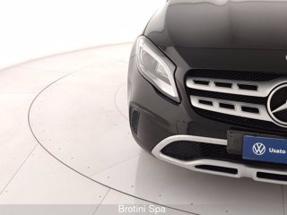 MERCEDES GLA 180 Automatic Sport 4