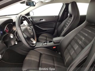 MERCEDES GLA 180 Automatic Sport 6