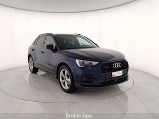 AUDI Q3 35 TDI quattro S tronic Business Advanced 3