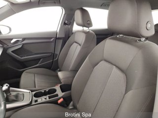 AUDI A3 SPB 30 TFSI Business 8