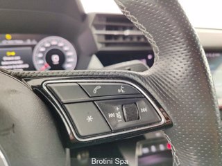 AUDI A3 SPB 35 TFSI S line edition 12