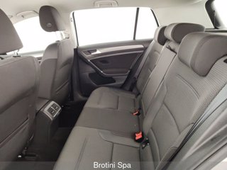 VOLKSWAGEN Golf 1.4 TGI Business BlueMotion 9