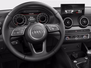 AUDI Q2 35 TFSI S tronic Business Advanced 5