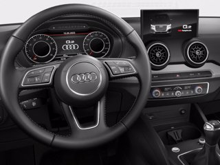 AUDI Q2 30 TFSI Business Advanced 5