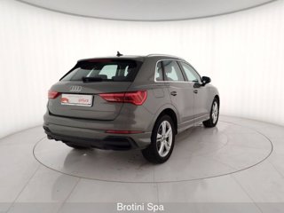 AUDI Q3 2.0 35 TDI S Tronic S Line Edition 2
