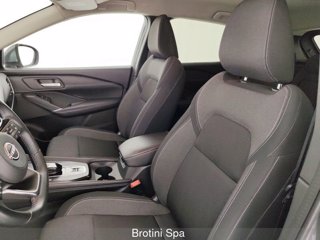 NISSAN Qashqai N-Connecta 8