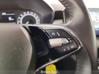 SKODA Fabia 1.0 MPI Evo 48KW AMBITION 12