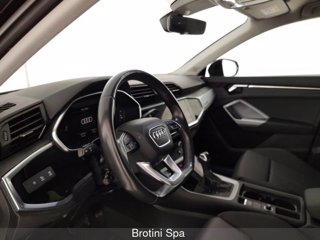 AUDI Q3 Sportback 35 TDI S tronic S Line Edition 6