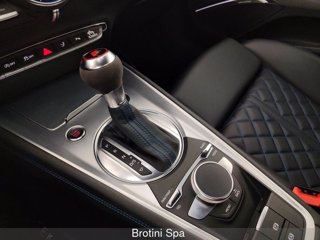 AUDI TT 45 TFSI quattro S tronic 10