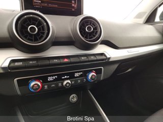 AUDI Q2 1.6 30 TDI Admired S Tronic 11