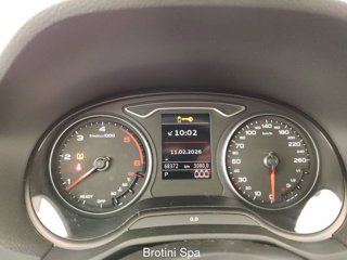 AUDI Q2 1.6 30 TDI Admired S Tronic 14