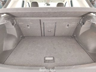 VOLKSWAGEN T-Roc 2.0 TDI SCR Life DSG 15