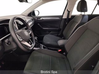 VOLKSWAGEN T-Roc 1.0 TSI Style 6