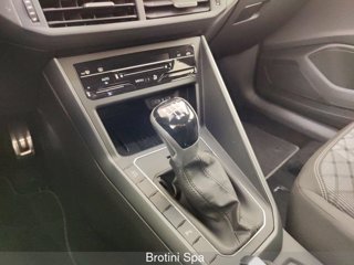 VOLKSWAGEN Taigo 1.0 TSI 85kW R-Line 11