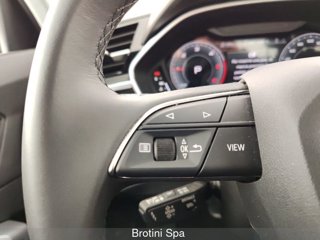 AUDI Q3 2.0 35 TDI S Tronic Business Advanced 13