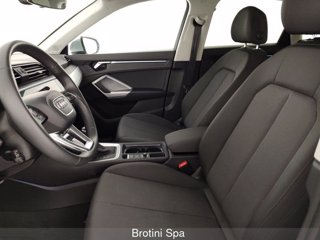 AUDI Q3 2.0 35 TDI S Tronic Business Advanced 6