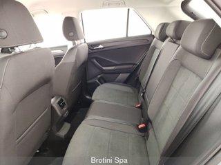 VOLKSWAGEN T-Roc 1.0 TSI Style 9