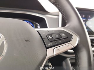 VOLKSWAGEN T-Roc 1.0 TSI Style 12