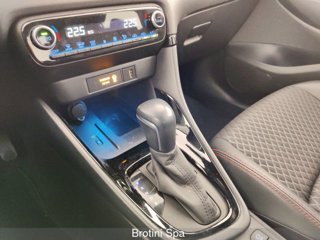 TOYOTA Yaris Hybrid 1.5 Hybrid Premiere 10