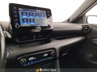 TOYOTA Yaris Hybrid 1.5 Hybrid Premiere 11