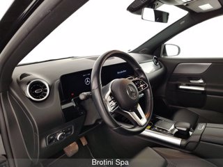 MERCEDES GLA 180 d Automatic Sport 7