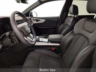 AUDI Q8 50 TDI 210kW quattro tip. S Line Edition 5