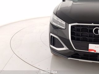 AUDI Q2 2.0 30 TDI BUSINESS ADVANCED 4