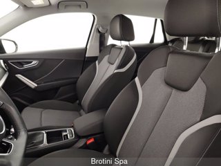 AUDI Q2 2.0 30 TDI BUSINESS ADVANCED 8