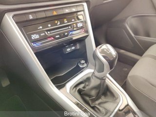 VOLKSWAGEN T-Roc 1.0 TSI Life 10