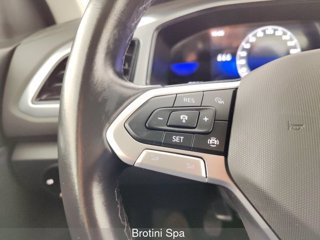 VOLKSWAGEN T-Roc 1.0 TSI Life 13