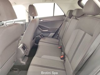 VOLKSWAGEN T-Roc 1.0 TSI Life 9