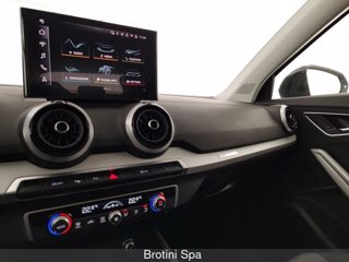 AUDI Q2 1.5 35 TFSI S LINE EDITION S TRONIC 11