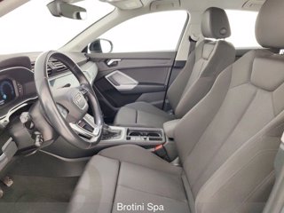 AUDI Q3 Sportback 45 TFSI e S tronic Business Plus 6