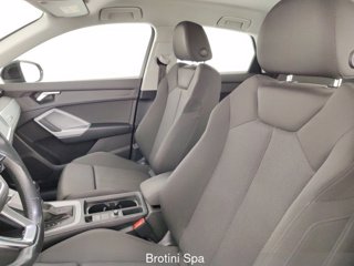 AUDI Q3 Sportback 45 TFSI e S tronic Business Plus 8