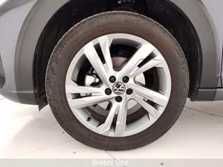 VOLKSWAGEN Taigo 1.0 TSI 81kW R-Line 5