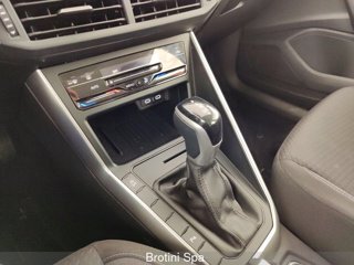 VOLKSWAGEN Polo 1.0 TSI Life DSG 10