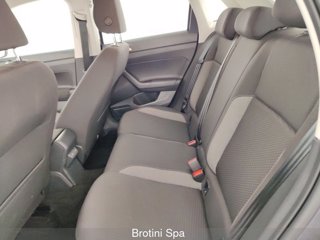 VOLKSWAGEN Polo 1.0 TSI Life DSG 9