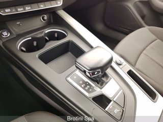 AUDI A4 2.0 30 TDI 122cv Business Advanced S-Tronic 9