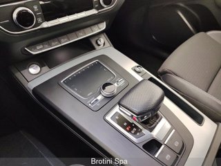 AUDI Q5 40 TDI S Line Plus quattro S tronic 10