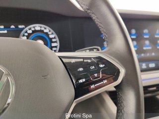 VOLKSWAGEN Touareg 3.0 V6 TDI SCR 170kW R-LINE 14