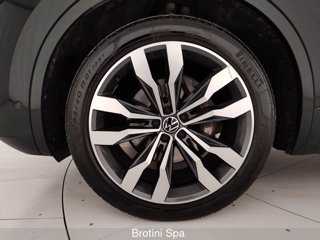 VOLKSWAGEN Touareg 3.0 V6 TDI SCR 170kW R-LINE 5