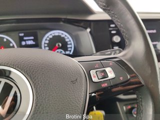 VOLKSWAGEN Polo 1.0 TSI Comfortline 11