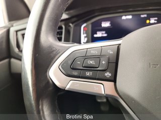 VOLKSWAGEN Polo 1.0 TSI Life 13